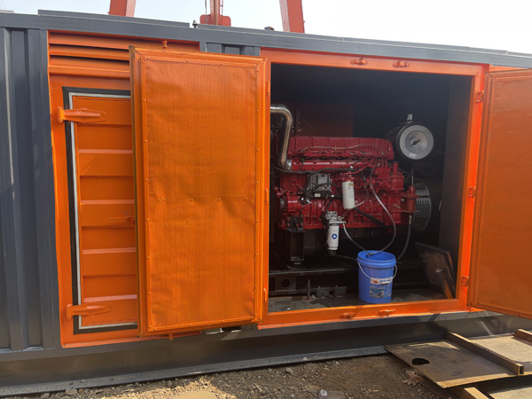 上思柴油发电机组在高温环境下运行时需要注意哪些问题？