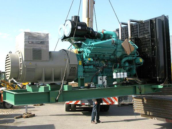 上思冬季柴油发电机启动前，如何检查燃油标号是否适配？